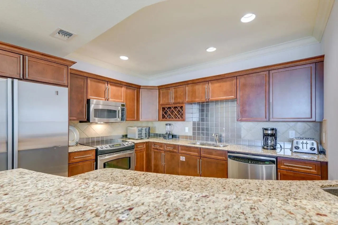 Emerald Grande Condo Beach, Marina And Ocean View Destin